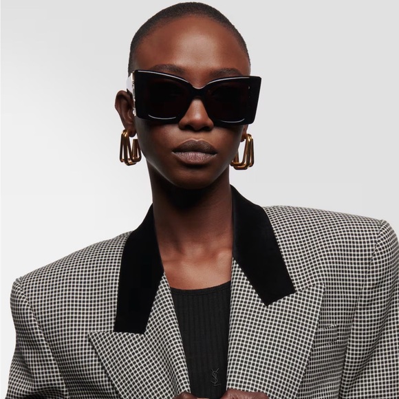 Authentic YSL Blaze Sunglasses - Picture 2 of 7